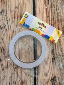 Taśma dwustronna klejąca 20 m x  6 mm