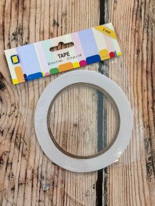 Taśma dwustronna klejąca 20 m x  3 mm 